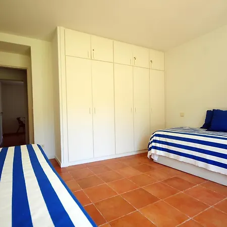 Cristelo Sleeps 10 With Pool Air Con And Wifi וילה Cristelo (Caminha)